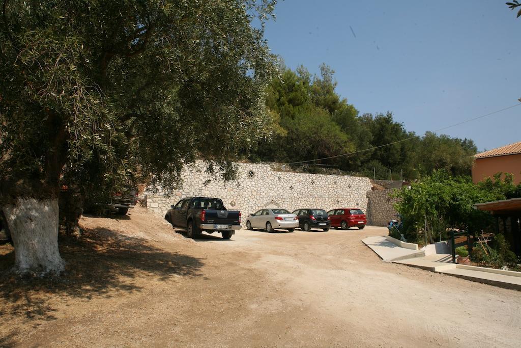 Marathes Studios Áyios Nikítas Kültér fotó